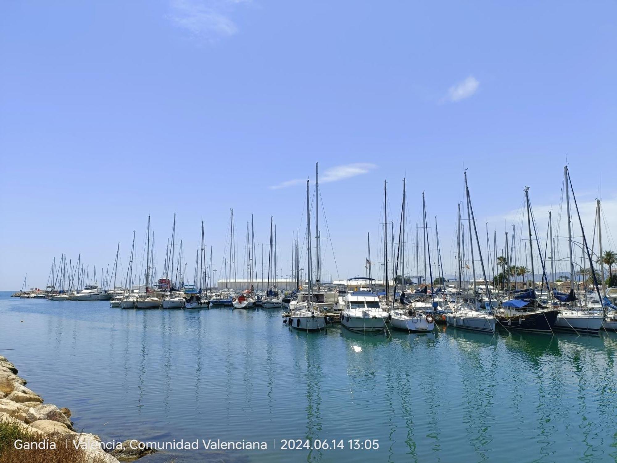 Daoiz, Vivienda Vacacional Para Familias Y Mayores De 25 Anos En El Grao De Gandia 3Ro Sin Ascensor Playa de Gandia Экстерьер фото